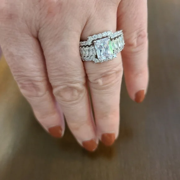 New Jorrio 925 Silver and CZ Wedding Set Size 7.5 - Picture 5 of 6